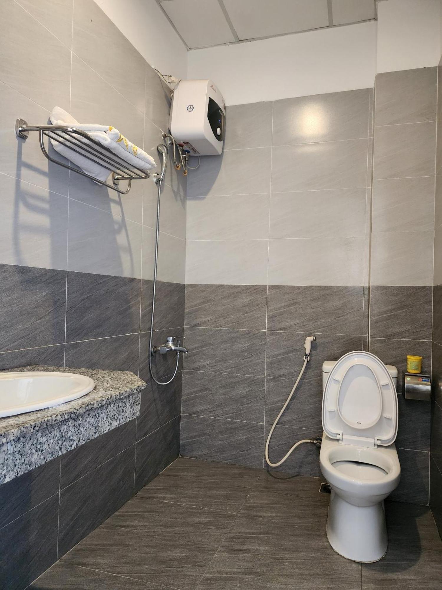 Thao An 2 Hotel Hue Thon Lai The Exterior foto